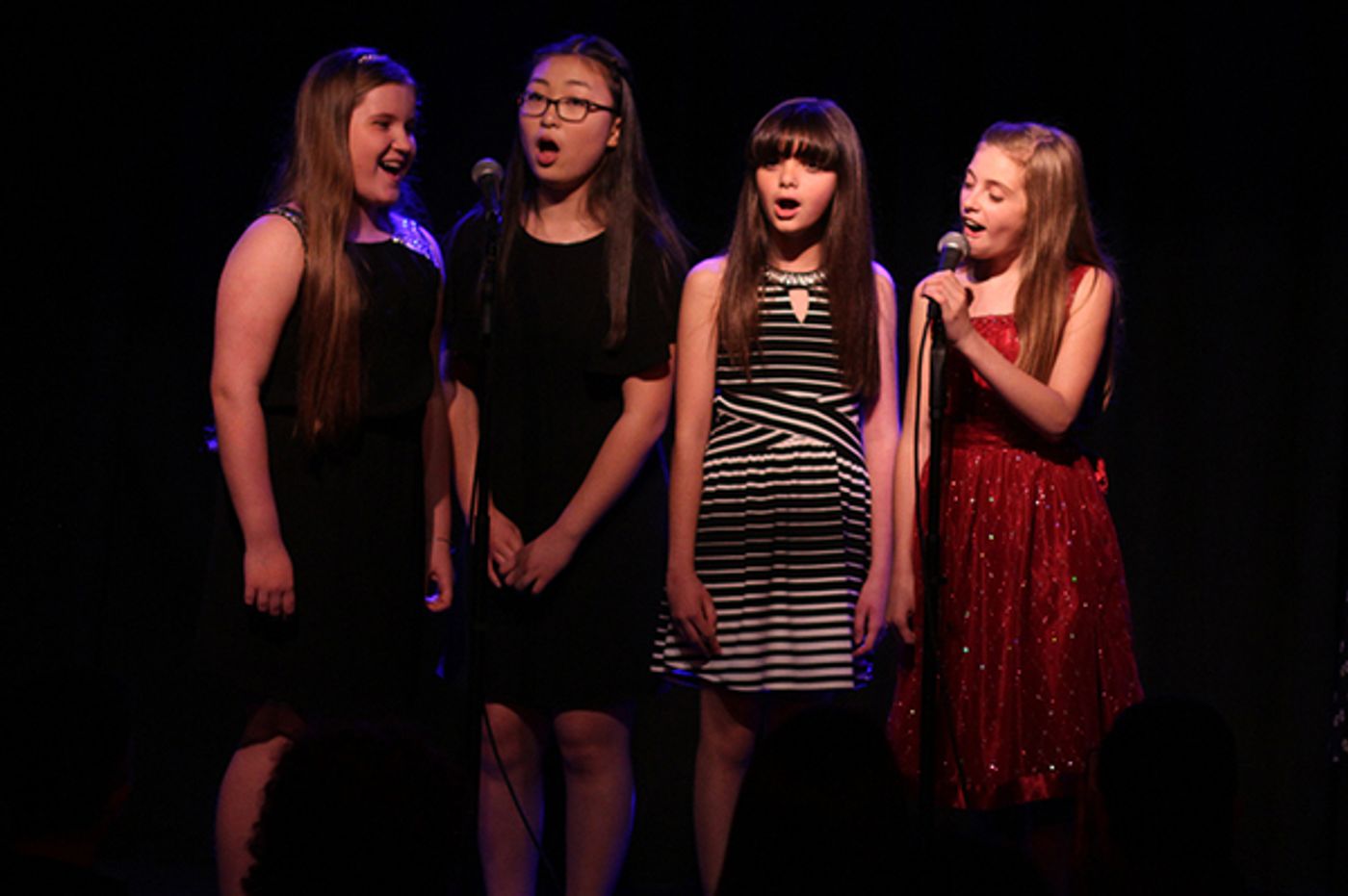 Photo Flash: The Cast of ANNIE WARBUCKS present Concert to Benefit Children's Aid Society  Image