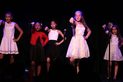 Renata Ramirez, Rylee Rae Shuler, Meaghan Unger, Ariana Pappas, Oriah Elgrabli Photo