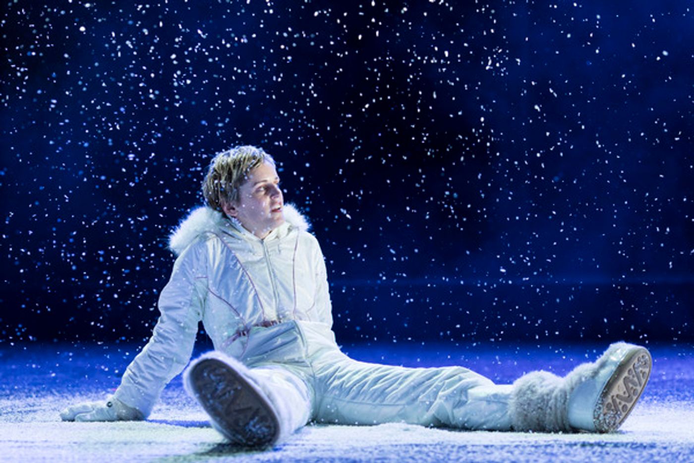 Photo Flash: Check out Andrew Garfield, Nathan Lane, and More in National Theatre Live's ANGELS IN AMERICA Broadcast  Image