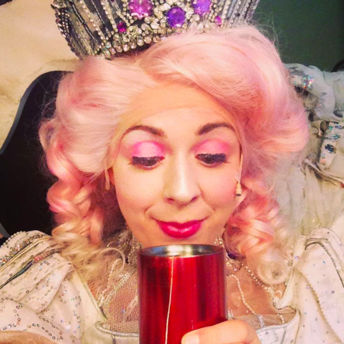 Photo Flash: GROUNDHOG DAY Chills Before Act Two and More Saturday Intermission Pics!  Image