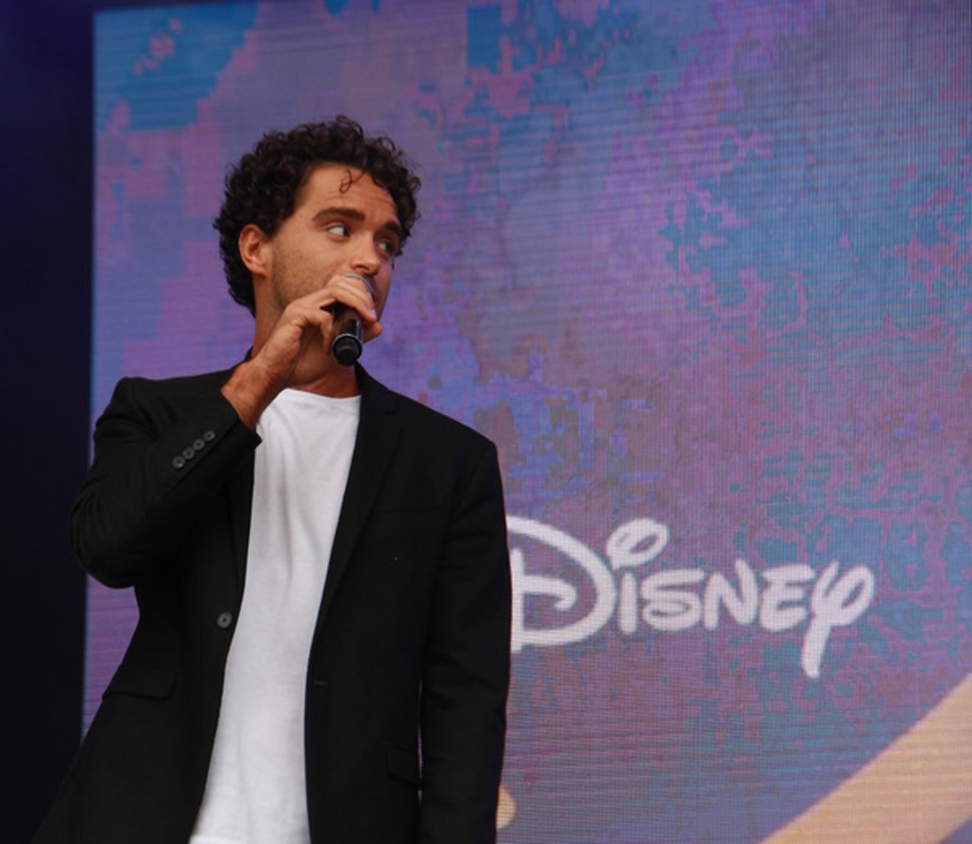 Photo Flash: ALADDIN and ON THE TOWN Take On West End Live  Image