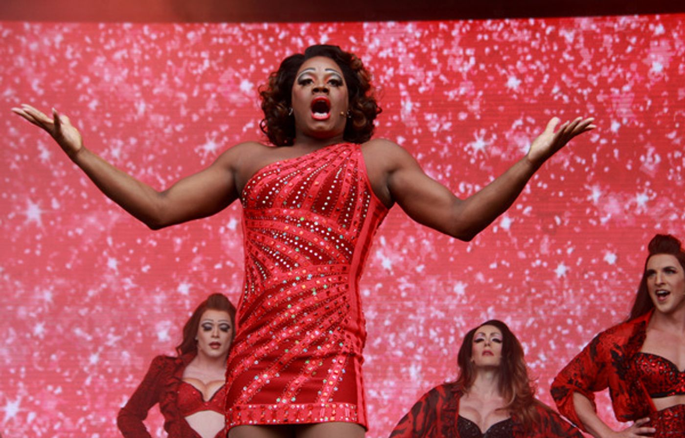 Photo Flash: KINKY BOOTS Brings Red Hot Heels to WEST END LIVE 2017  Image