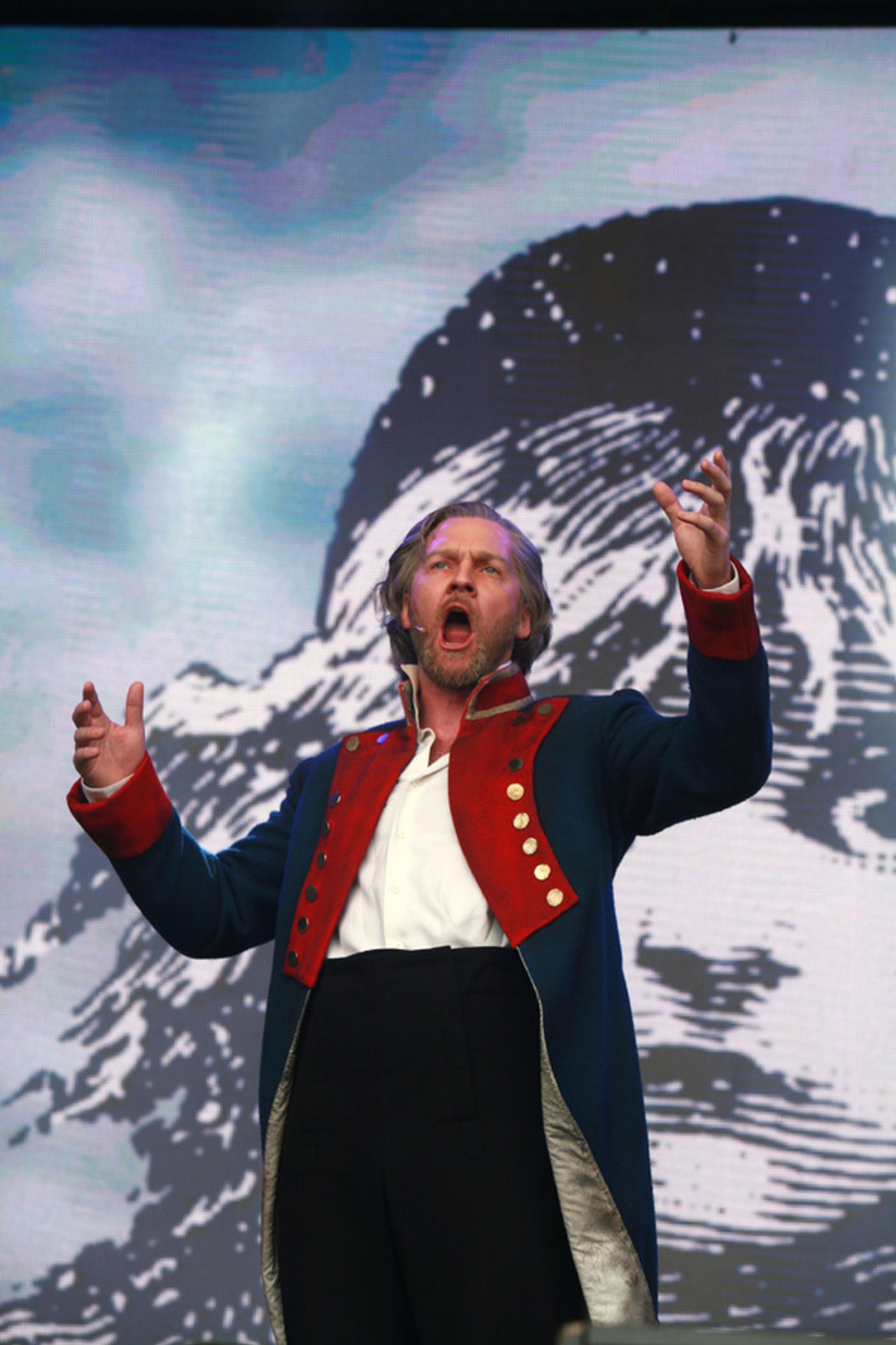 Photo Flash: LES MISERABLES Dreams a Dream at WEST END LIVE 2017  Image
