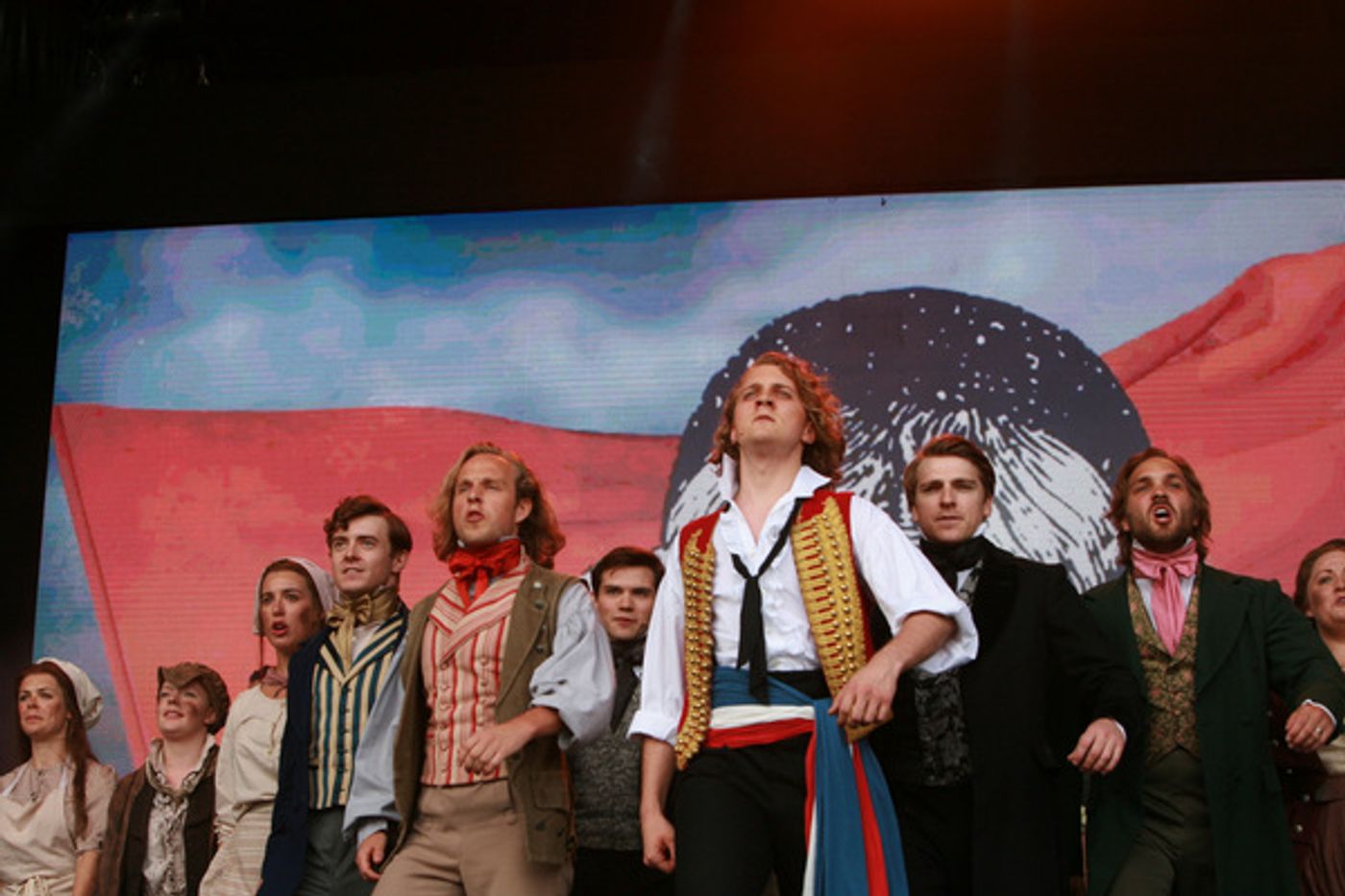 Photo Flash: LES MISERABLES Dreams a Dream at WEST END LIVE 2017  Image