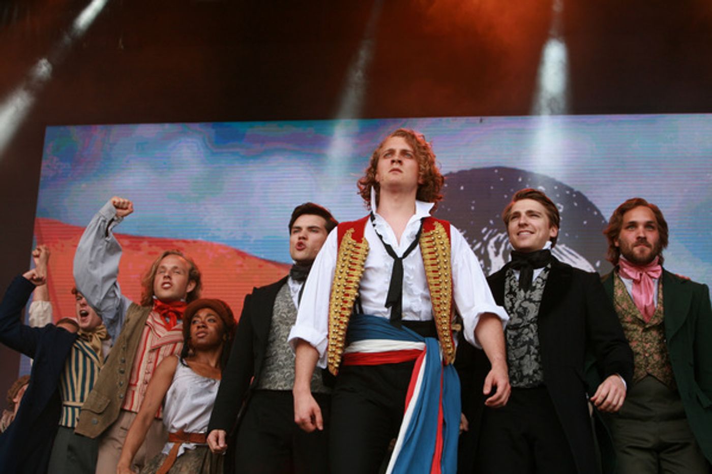 Photo Flash: LES MISERABLES Dreams a Dream at WEST END LIVE 2017  Image