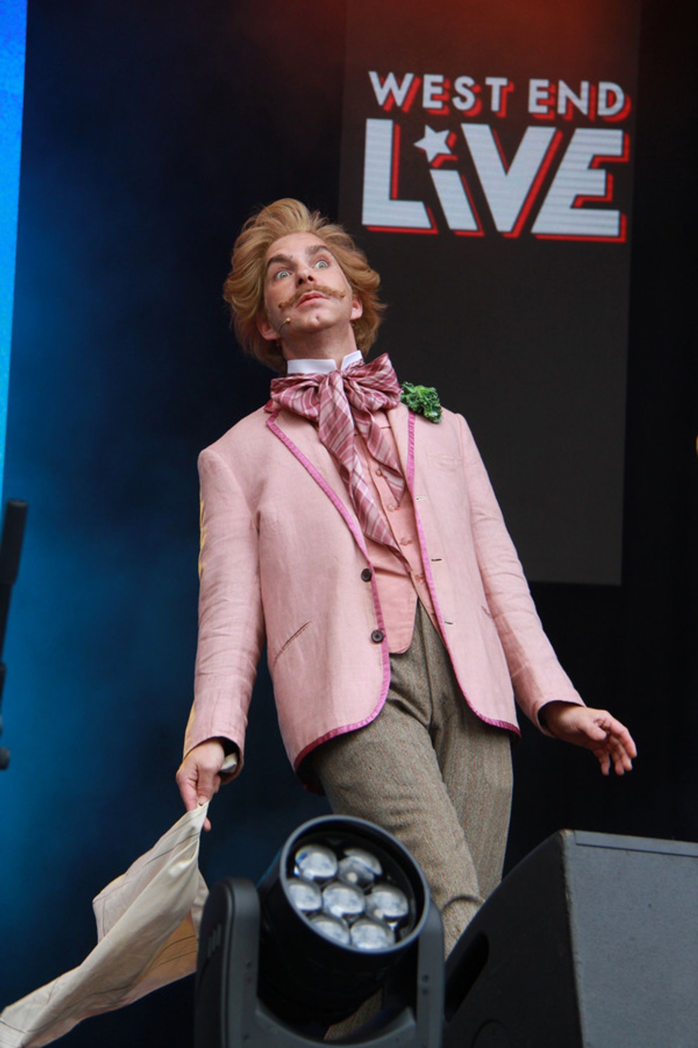 Photo Flash: Flash Bang Wallop! HALF A SIXPENCE Plays WEST END LIVE 2017  Image