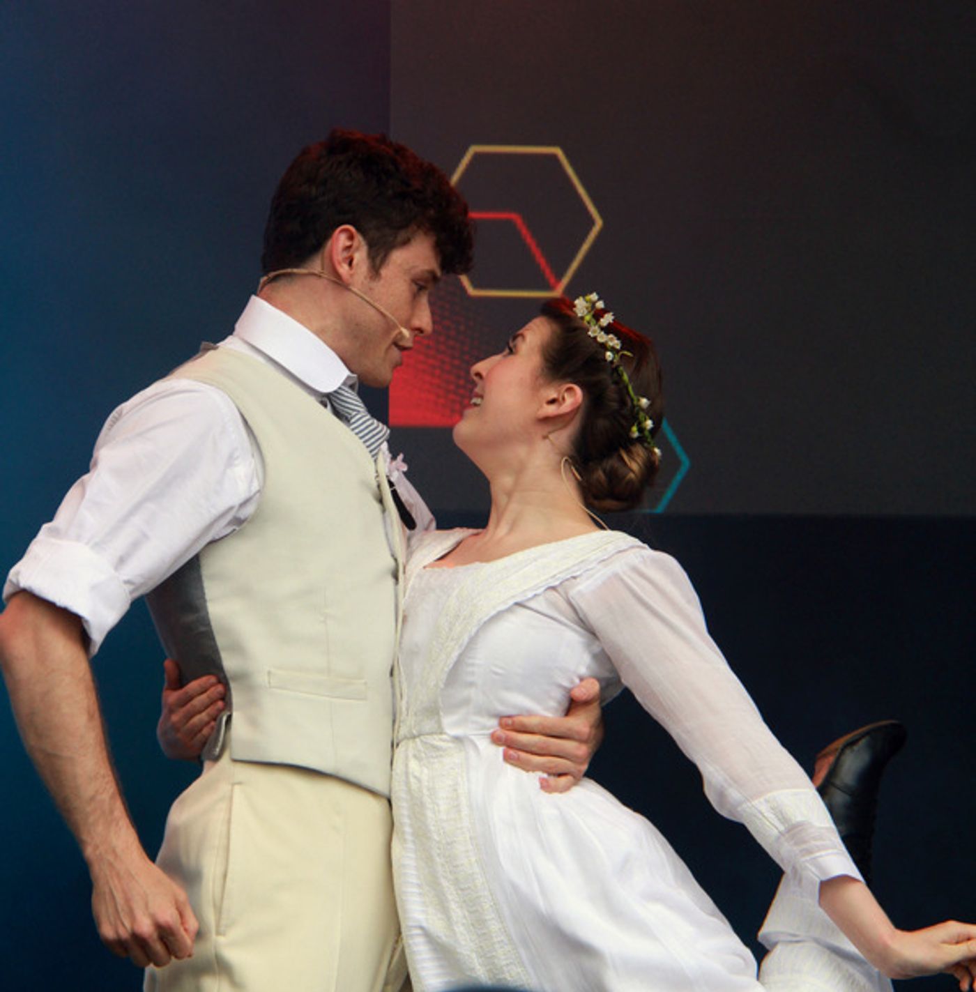 Photo Flash: Flash Bang Wallop! HALF A SIXPENCE Plays WEST END LIVE 2017  Image