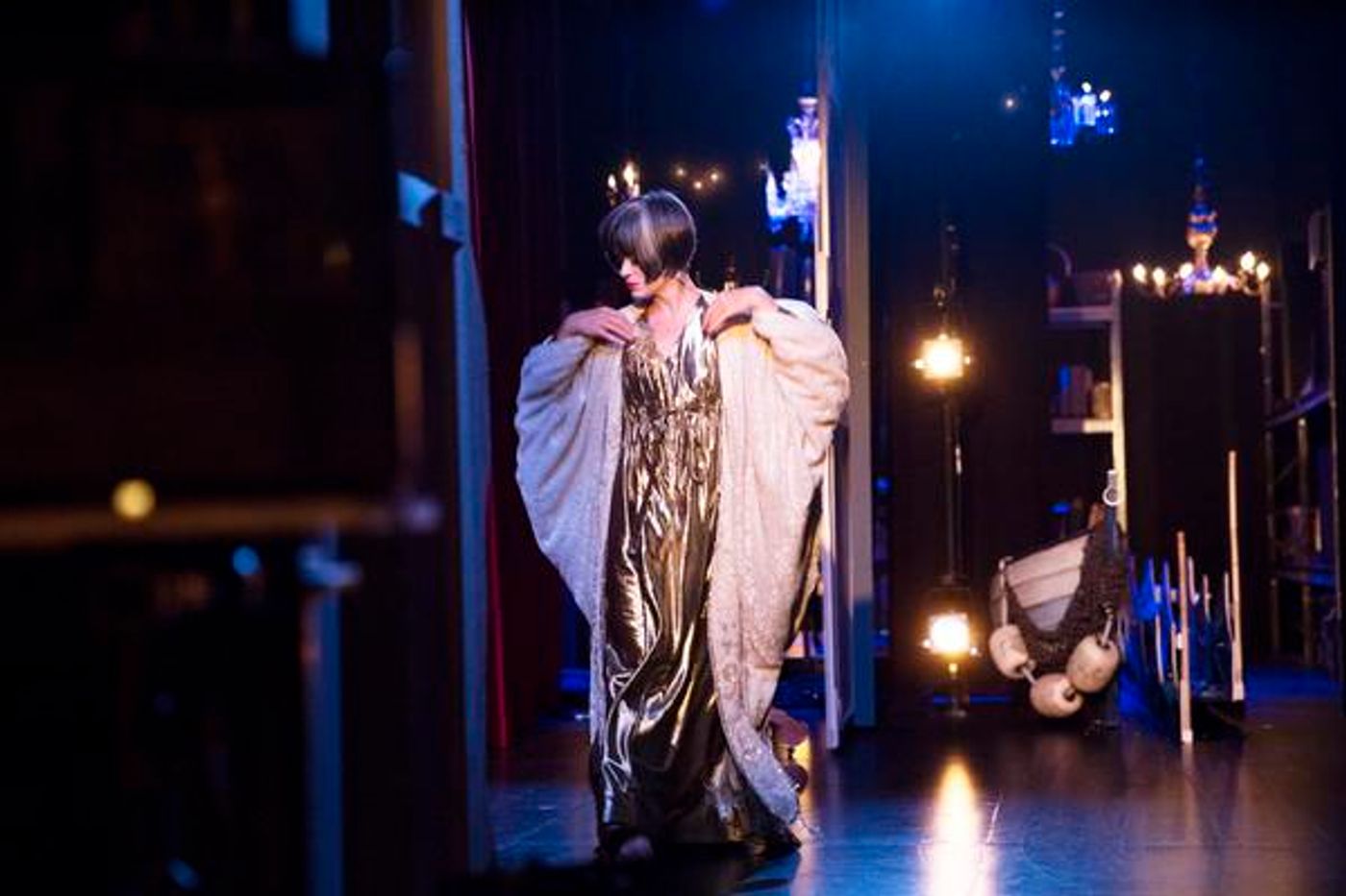 Review:  The Romance of Backstage Haunts Third Rail Projects' GHOST LIGHT  Image