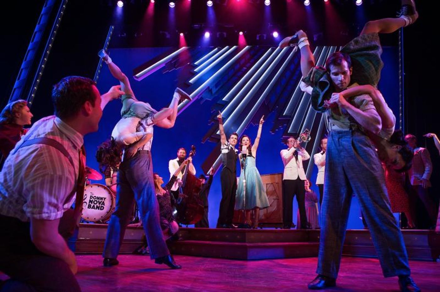 BWW's Guide to 4th of July TV Celebrations - Laura Osnes, Leslie Odom Jr., Heather Headley & More!  Image