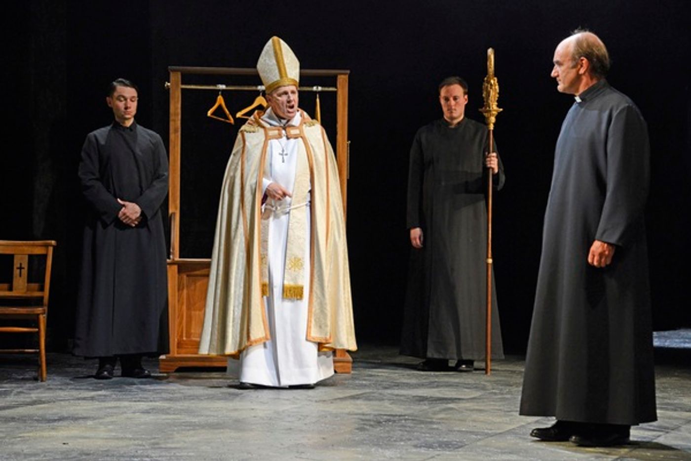 Photo Flash: First Look at RACING DEMON at Theatre Royal Bath  Image