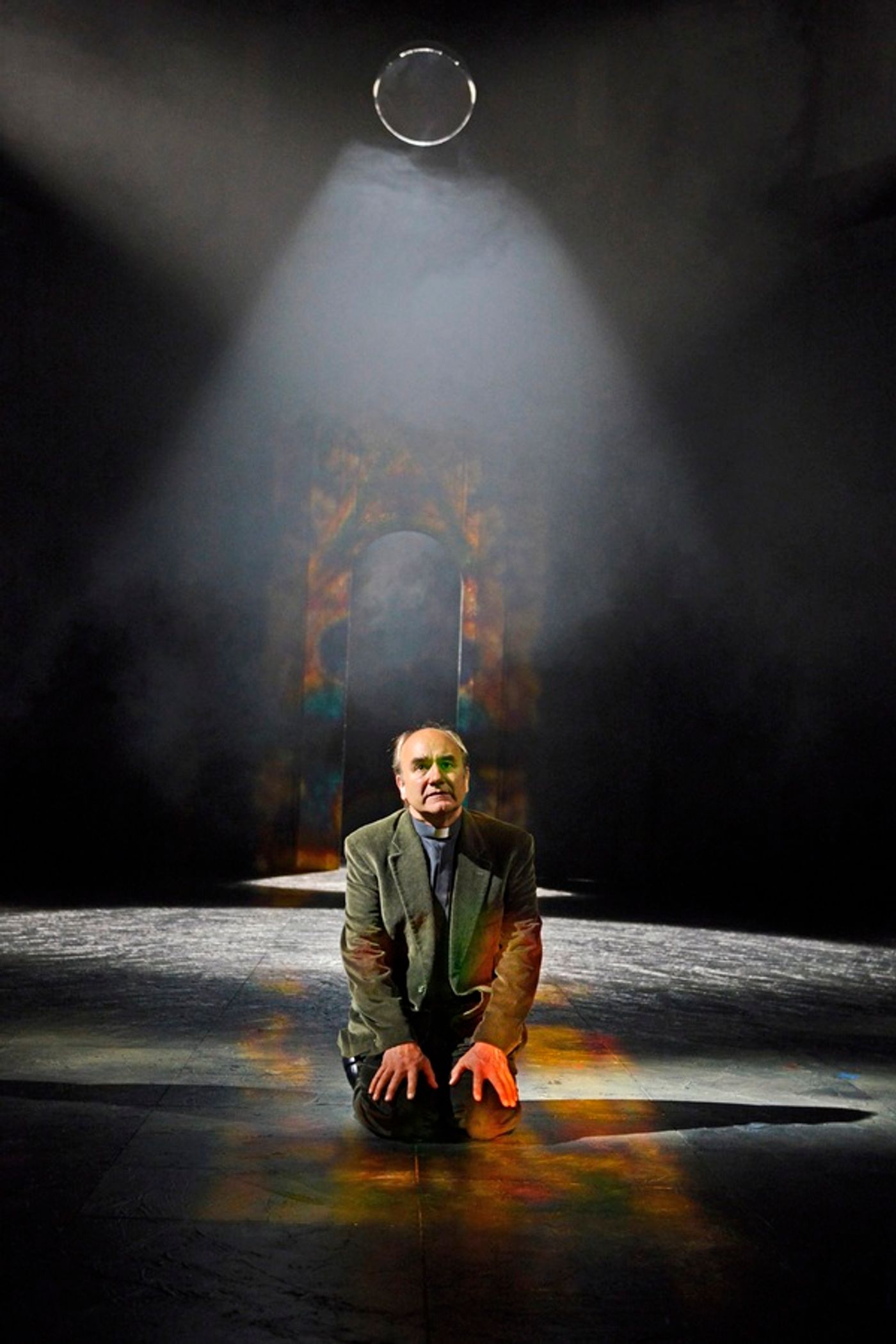 Photo Flash: First Look at RACING DEMON at Theatre Royal Bath  Image