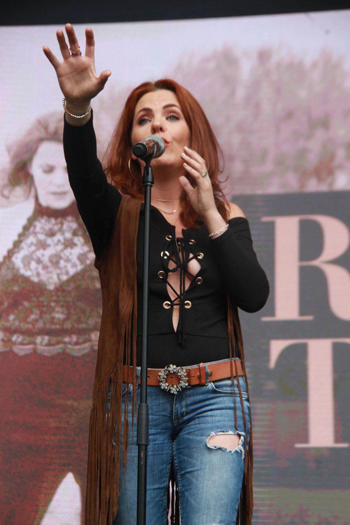 Photo Flash: Rachel Tucker and Ben Forster Take the Stage at WEST END LIVE 2017  Image