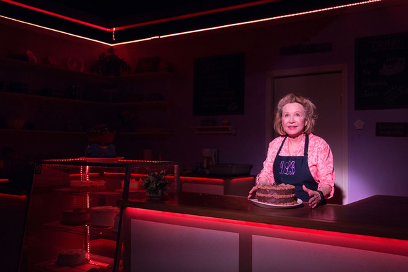 Photo Flash: Debra Jo Rupp Heads Cast in World Premiere of Bekah Brunstetter's THE CAKE  Image