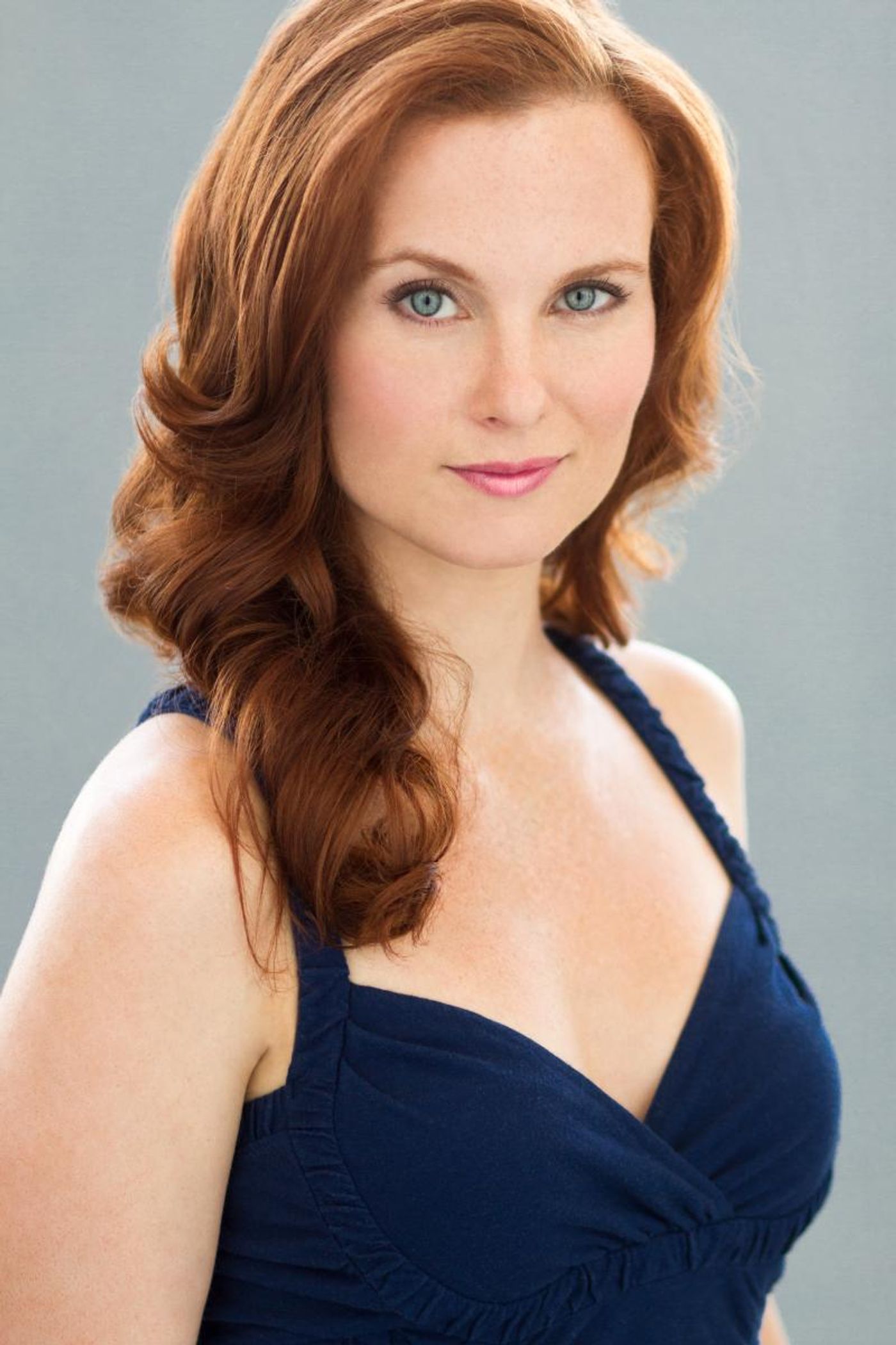 Interview: Autumn Hurlbert Discusses Adventures and Laughs On Tour with SOMETHING ROTTEN!  Image