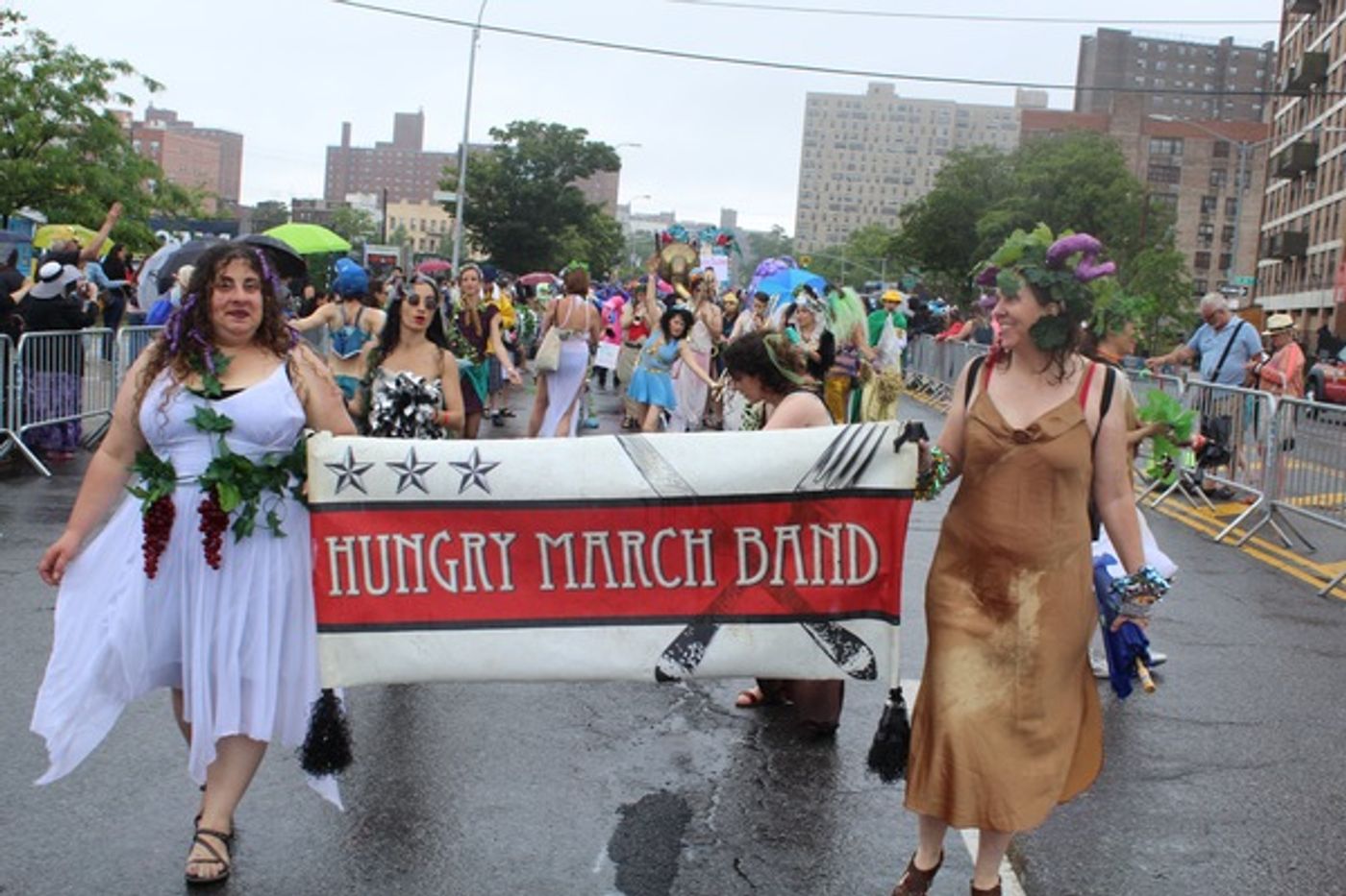 BWW Exclusive: Coney Island Gets Fishy for the Mermaid Parade!  Image