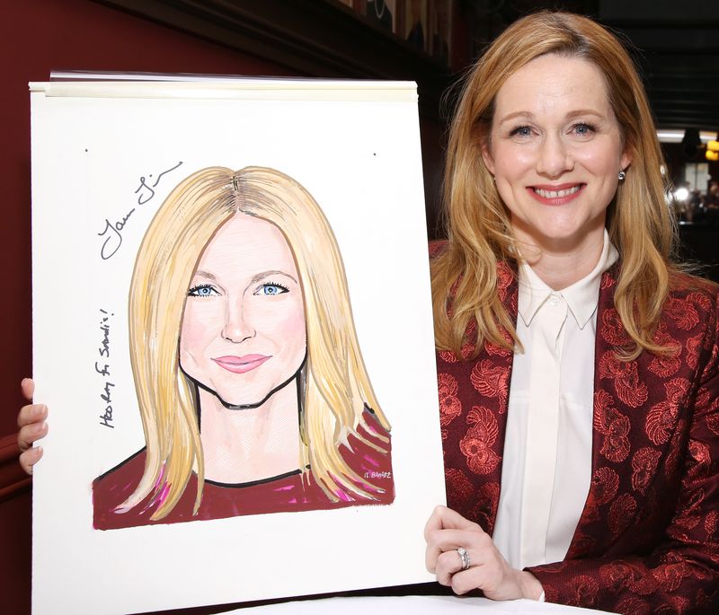 Photo Coverage: Laura Linney and Cynthia Nixon Celebrate Their New Portraits at Sardi's! — photo 18 of 31