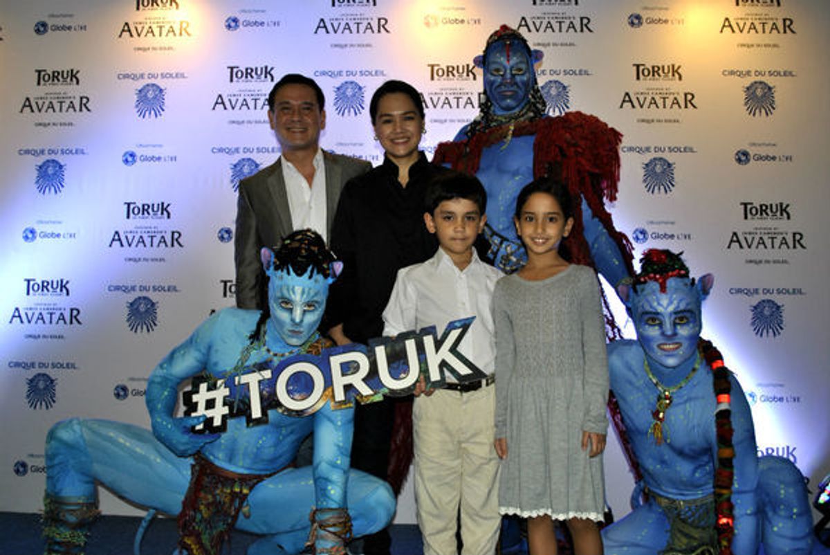 Raymond, Mia Lauchengco and kids at TORUK by Cirque Du Soleil Plays SM MOA Arena Until July 2