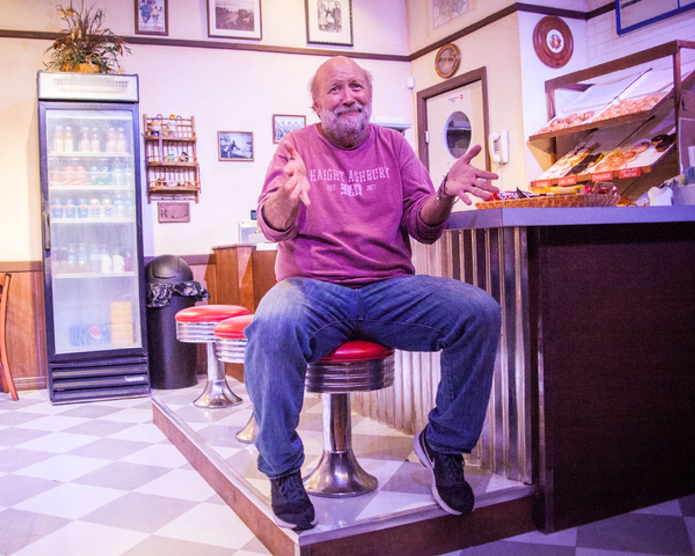 Photo Flash: SUPERIOR DONUTS Extends at Theater On The Edge  Image