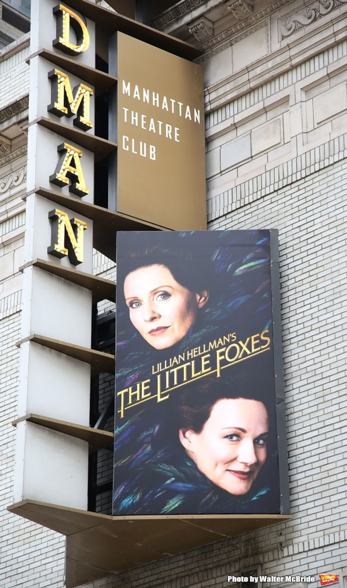 BWW Flashback: So Long Hubbards! THE LITTLE FOXES Concludes Its Run Today Image