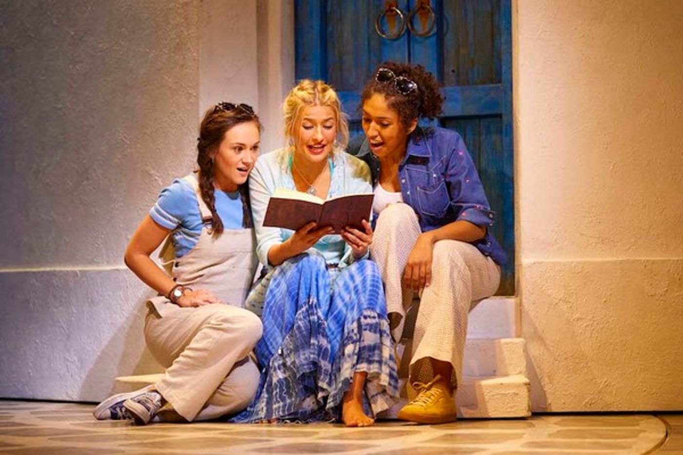 Photo Flash: First Look At The New Cast Of MAMMA MIA!  Image