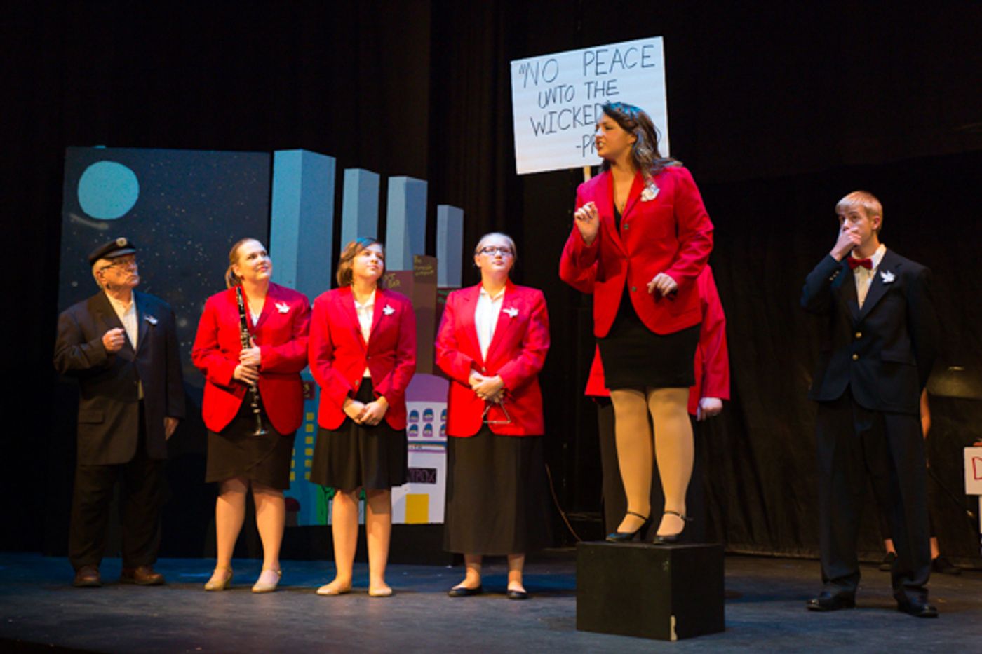Photo Coverage: First Look at Roundtown Players GUYS AND DOLLS  Image