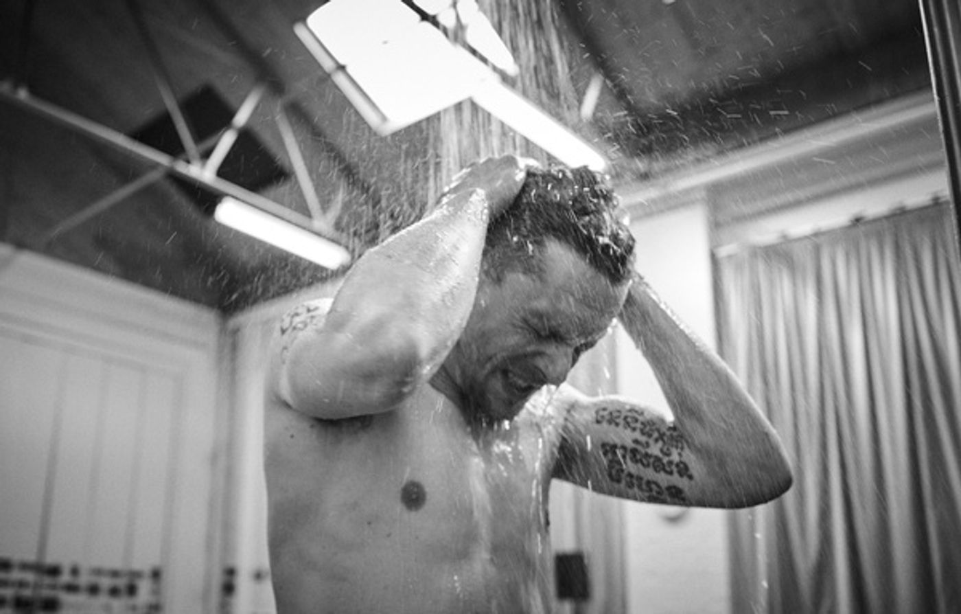 Photo Flash: In Rehearsal With Sienna Miller & Jack O'Connell For CAT ON A HOT TIN ROOF  Image