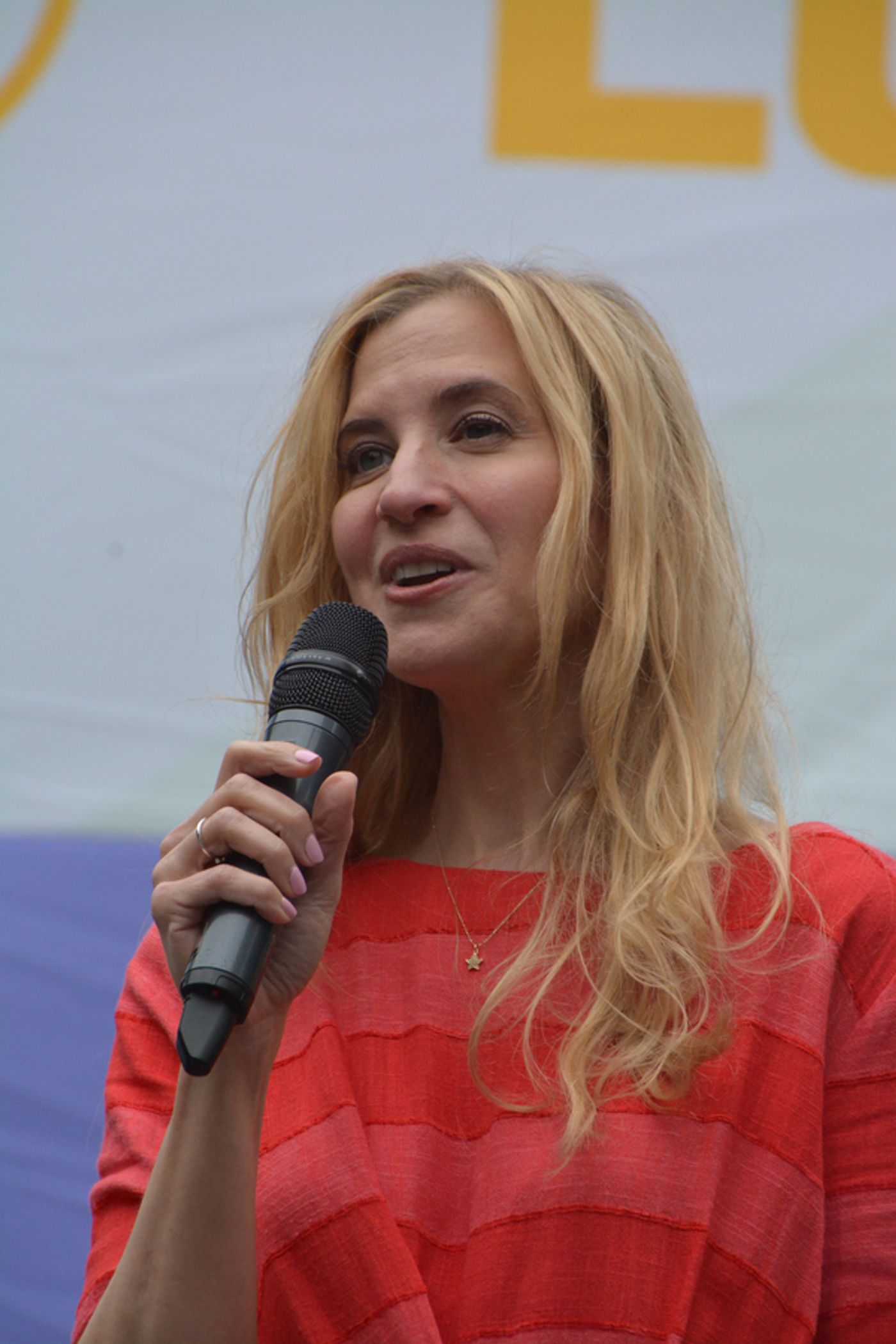 Photo Coverage: GROUNDHOG DAY, WICKED & More Help Kick Off the Summer at Broadway in Bryant Park!  Image