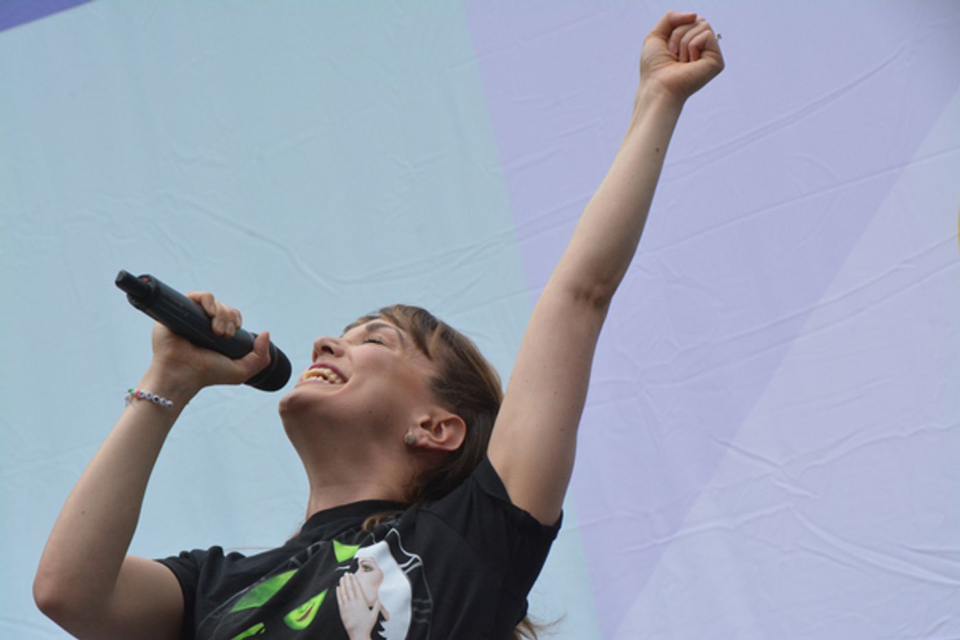 Photo Coverage: GROUNDHOG DAY, WICKED & More Help Kick Off the Summer at Broadway in Bryant Park!  Image