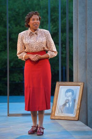 Karen Aldridge
@ BroadwayWorld Karen Aldridge
Photo