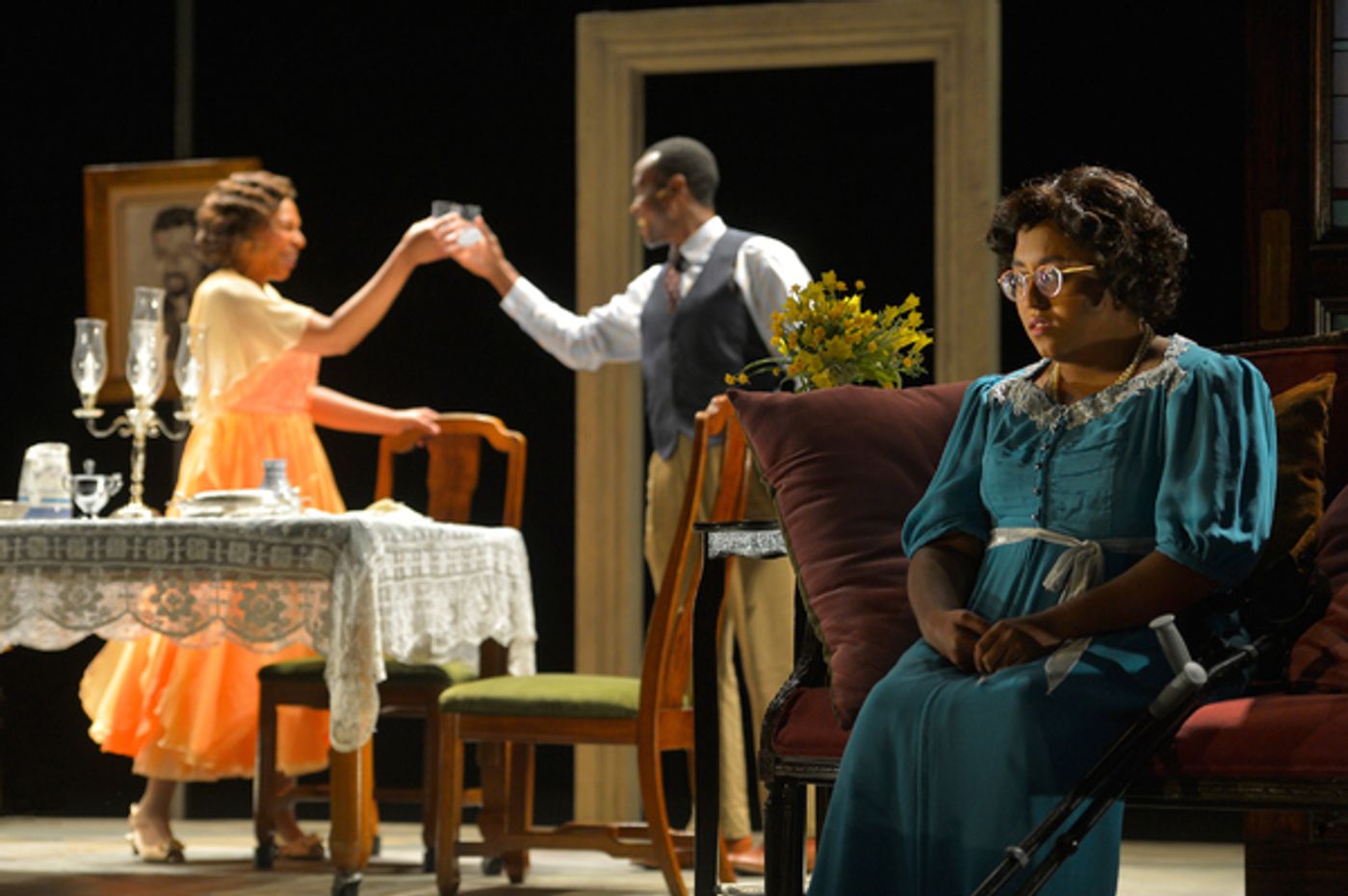 Photo Flash: California Shakespeare presents THE GLASS MENAGERIE Photo Flash: California Shakespeare presents THE GLASS MENAGERIE Image