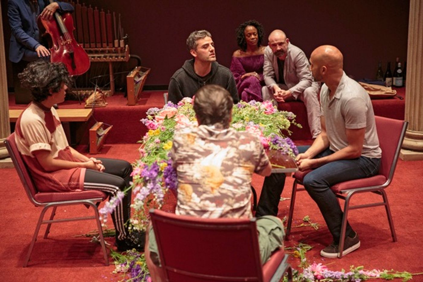 Photo Flash: First Look at Oscar Isaac, Keegan-Michael Key and More in HAMLET at The Public Theater  Image