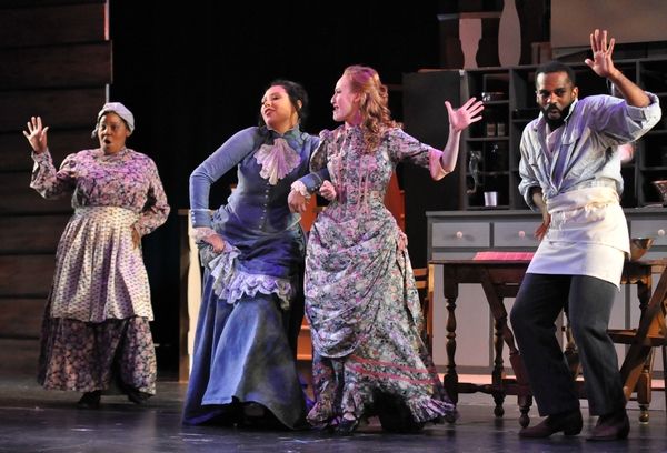 Dani Wrenn, Sarah Oakes Muirhead Photo