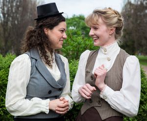 Becca Kravitz, Robyn Rae Stype @ BroadwayWorld Becca Kravitz, Robyn Rae Stype Photo