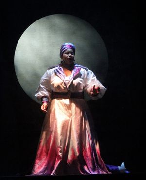 Mariah Burks as The Moon
Photo Credit: Jason Ardizzone-West @ BroadwayWorld Mariah Burks as The Moon
Photo Credit: Jason Ardizzone-West Photo
