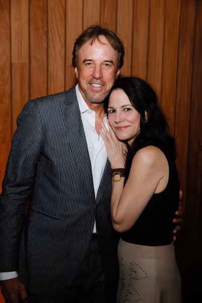 Kevin Nealon and Mary-Louise Parker  Photo