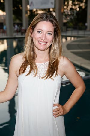 Zoe Perry  Photo