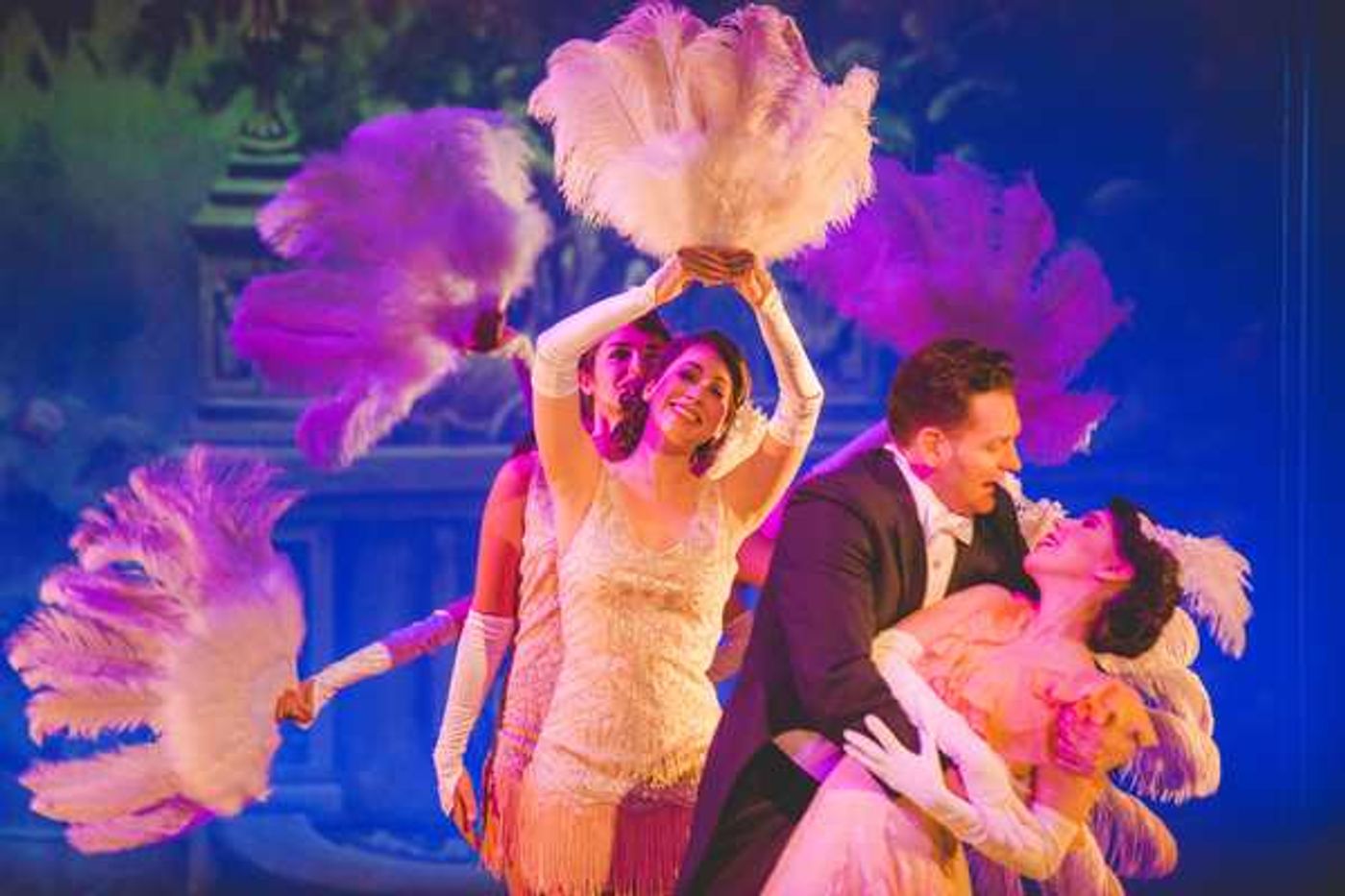 Photo Flash: First Look at AMERIKE - THE GOLDEN LAND at National Yiddish Theatre Folksbiene  Image