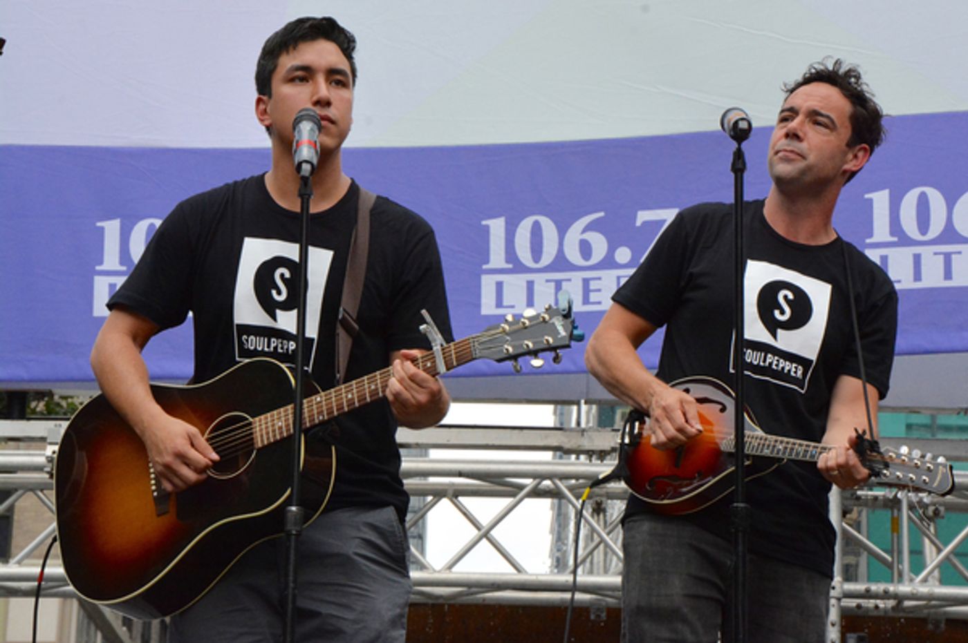 Photo Coverage: Casts of KINKY BOOTS, BEAUTIFUL & More Sing Out at Broadway in Bryant Park!  Image