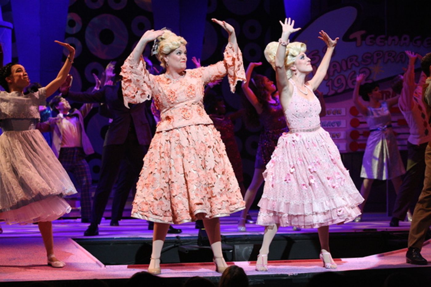 Photo Flash: Music Theatre Wichita presents HAIRSPRAY Photo Flash: Music Theatre Wichita presents HAIRSPRAY Image