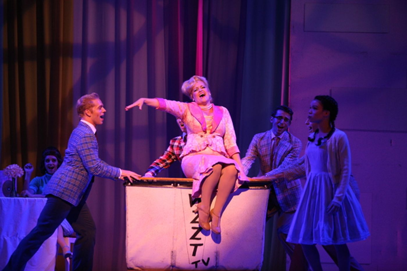 Photo Flash: Music Theatre Wichita presents HAIRSPRAY Photo Flash: Music Theatre Wichita presents HAIRSPRAY Image