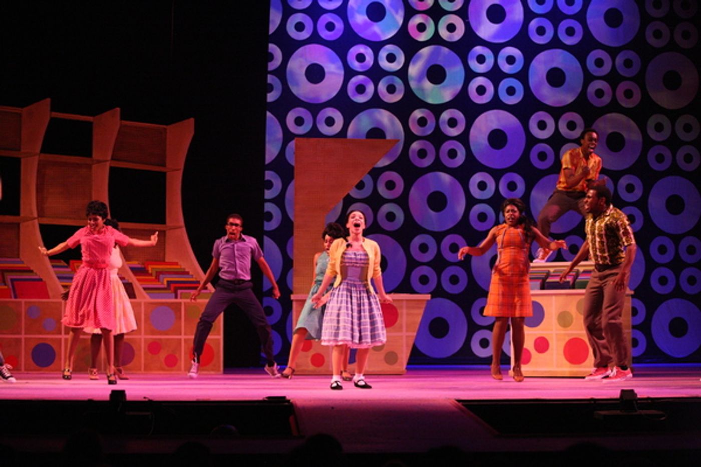 Photo Flash: Music Theatre Wichita presents HAIRSPRAY Photo Flash: Music Theatre Wichita presents HAIRSPRAY Image