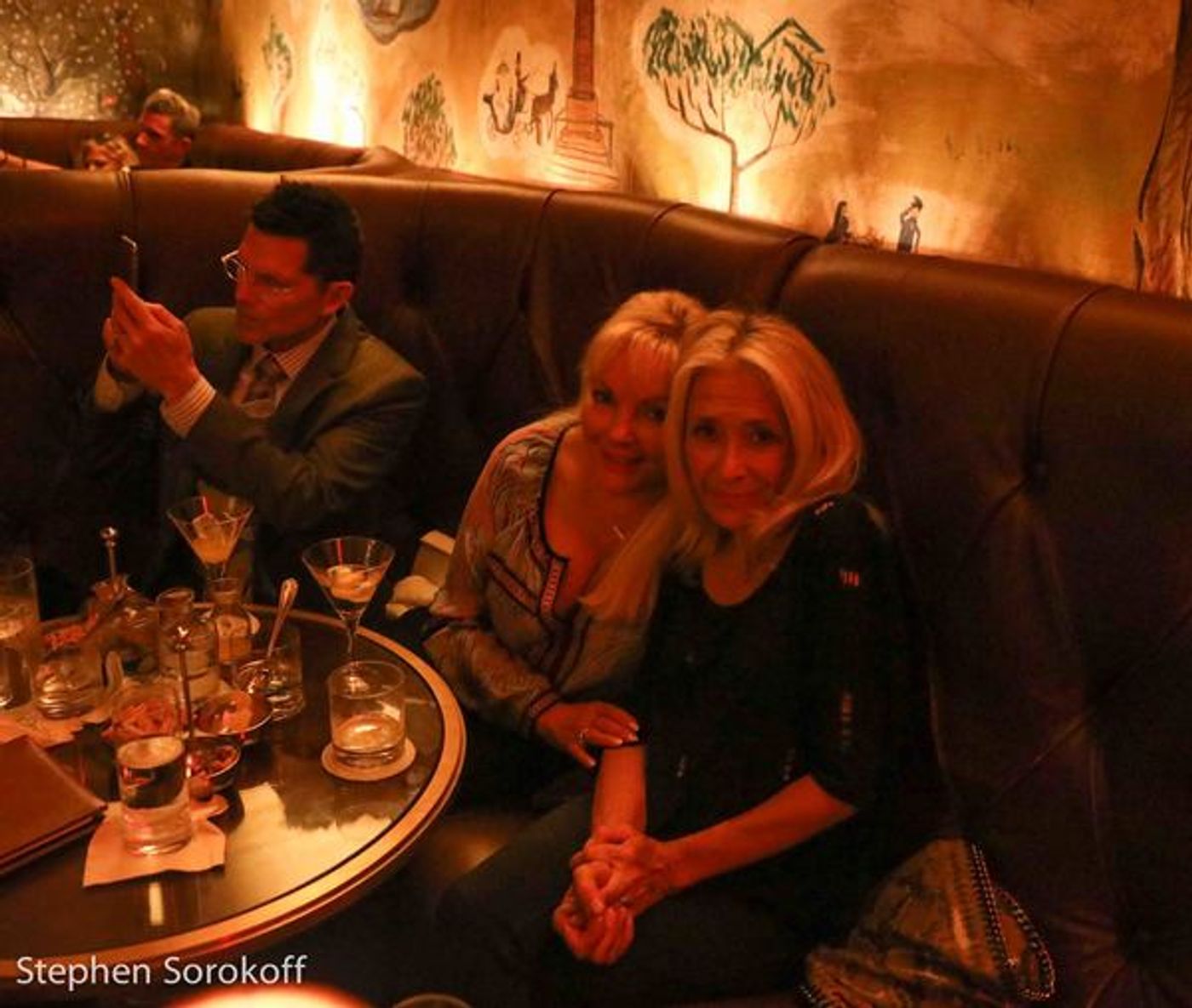 Photo Coverage: Michael Feinstein Surprises Michael Masci at Bemelmans Bar  Image