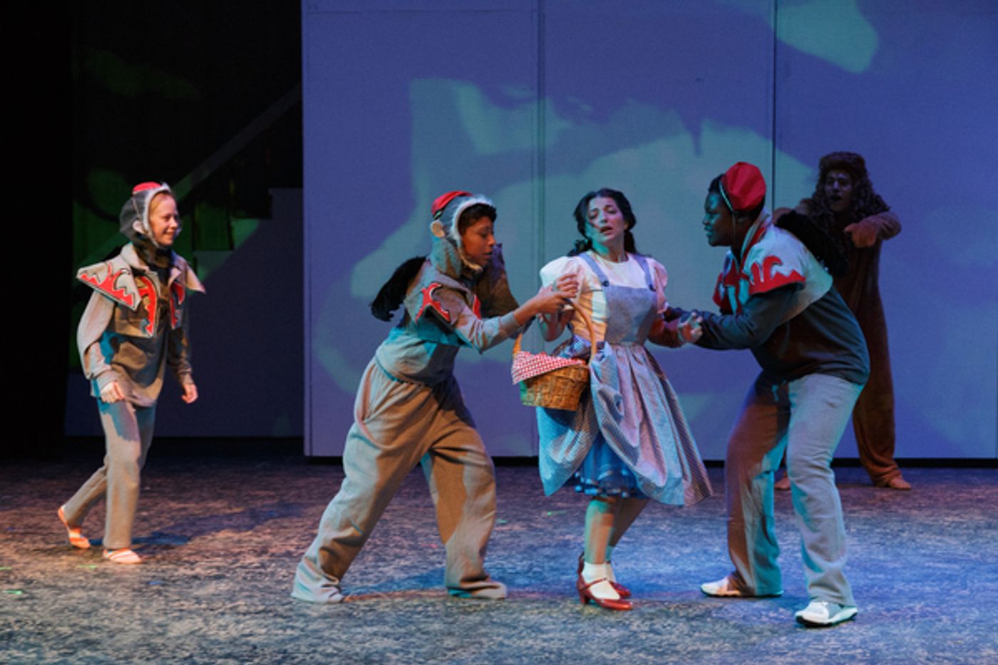 Photo Flash: The Wizard of Oz at the Wilson Theater Photo Flash: The Wizard of Oz at the Wilson Theater Image