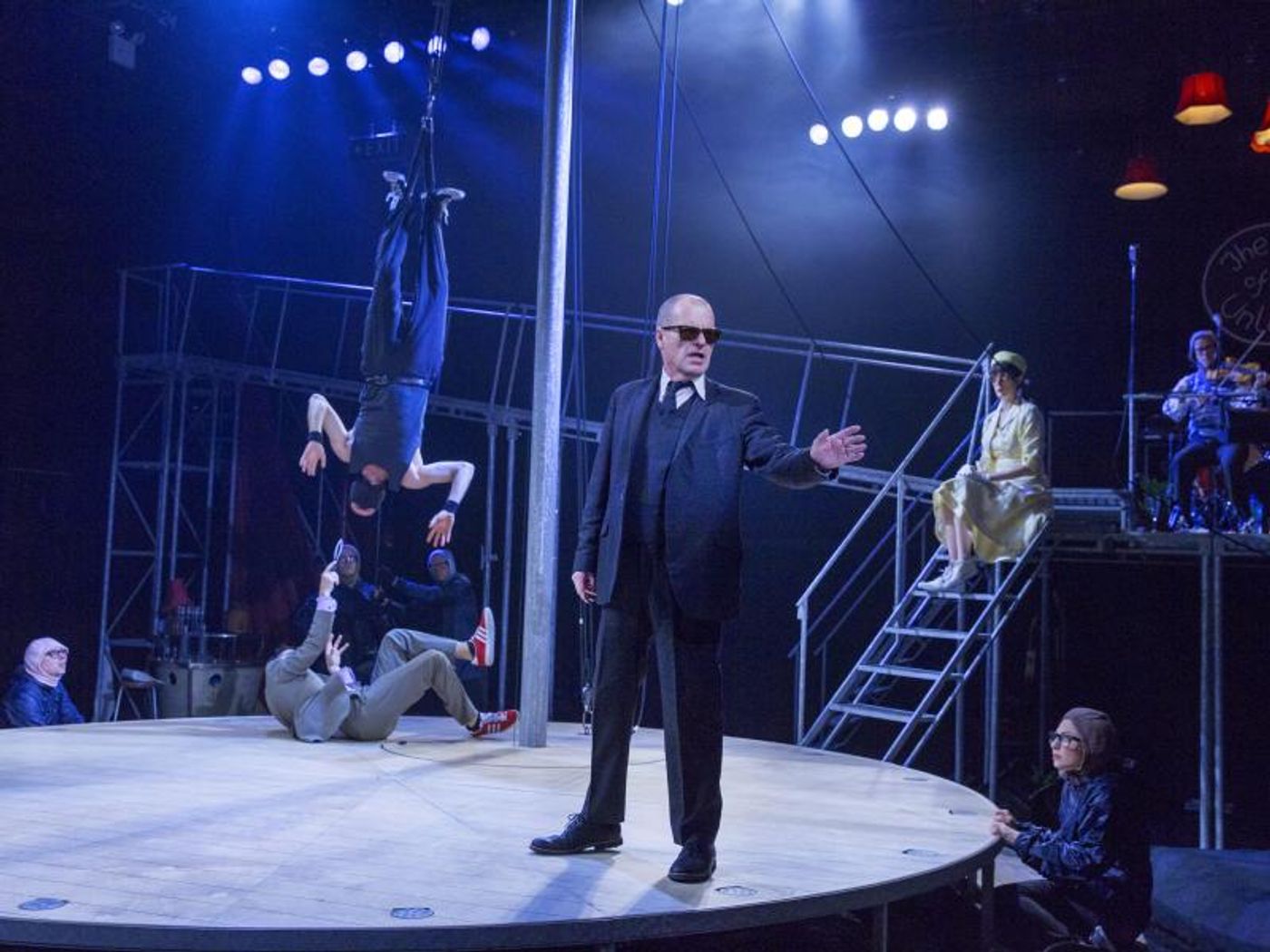 Interview: Mike Shepherd Talks KNEEHIGH  Image