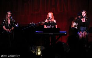 Ruby Locknar, Victoria Shaw, Ava Locknar @ BroadwayWorld Ruby Locknar, Victoria Shaw, Ava Locknar Photo