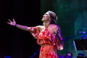Shoshana Bean Photo