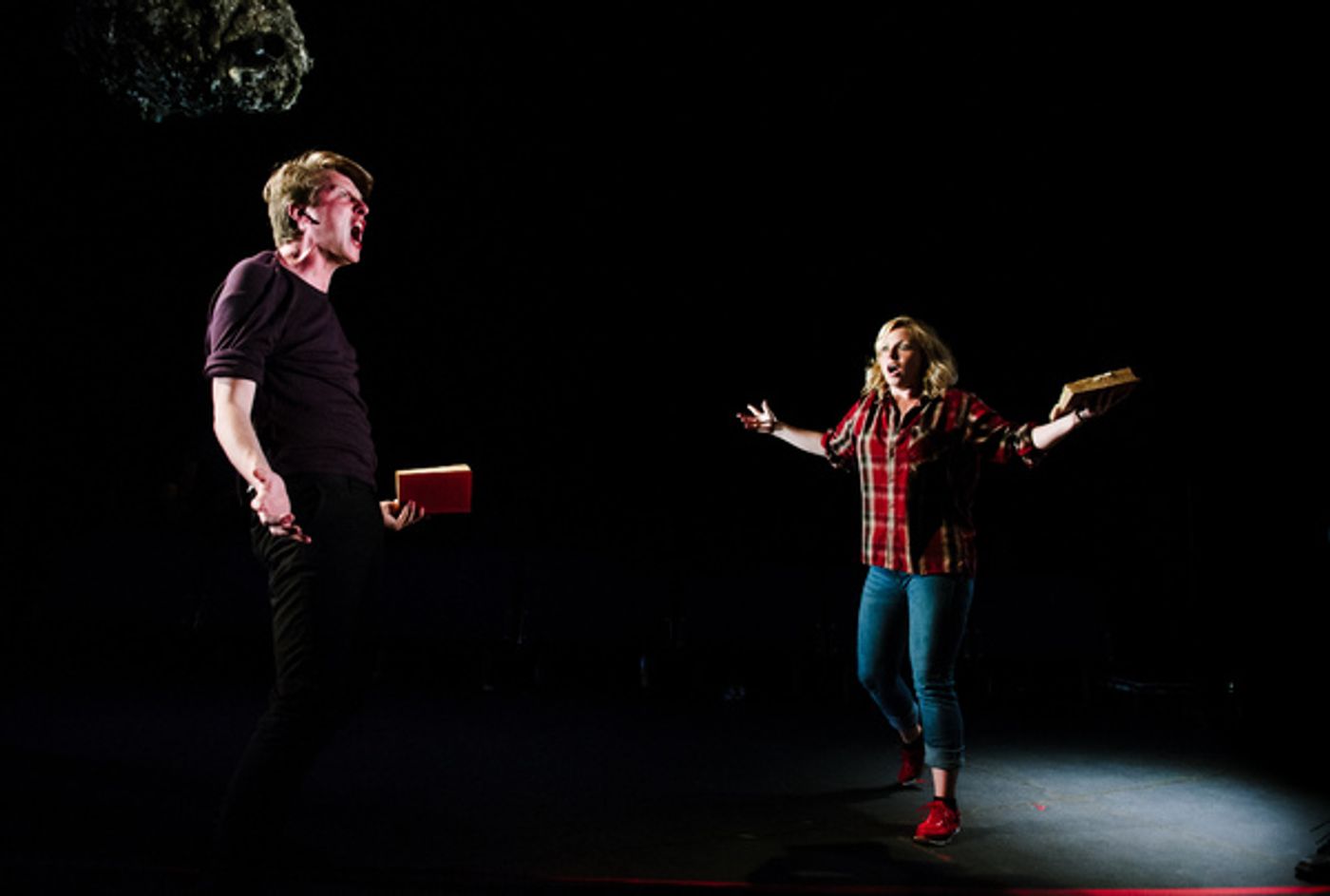 Photo Flash: First Look at AN INJURY at Ovalhouse  Image