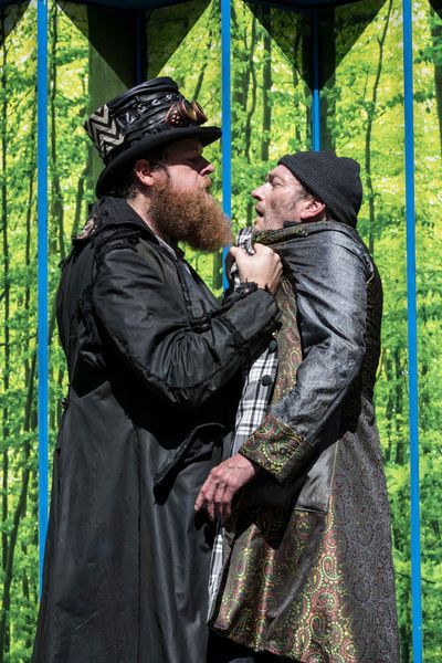 Daniel Hoffmann-Gill and Michael Hodgson  Photo