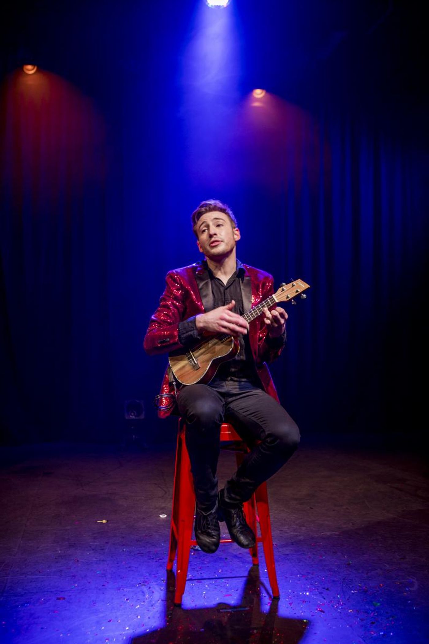 Review:  Heart And Honesty Aplenty As Matthew Mitcham Opens Up In UNDER THE COVERS  Image