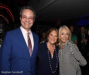 Mark Sendroff, Linda Lavin, Eda Sorokoff @ BroadwayWorld Mark Sendroff, Linda Lavin, Eda Sorokoff Photo